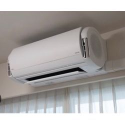 クリーニングに「時間がかかるエアコン」があることをご存じですか？　富士通 ノクリア Xシリーズの画像1