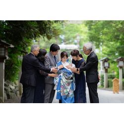 寒川神社にてお宮参りの撮影の画像1