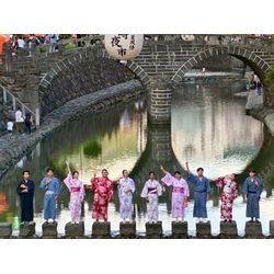 タイからの留学生　ゆかた着付の画像3