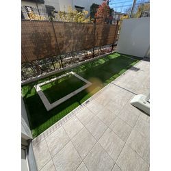 マンションお庭、ナチュラル人工芝施工の画像3