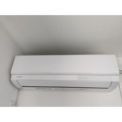東京都三鷹市 エアコン分解クリーニング 東芝 RAS-G251PBKの画像1