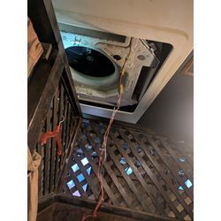 天カセエアコンからの水漏れも即日現場対応可能「横浜市エアコン」の画像1