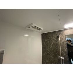 浴室暖房機工事がピークを迎えてます！の画像3