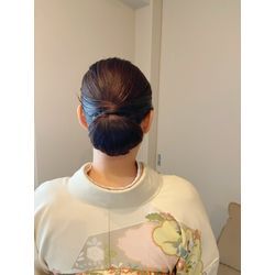 25/12/20 お宮参り　ツルンとしたシニヨンの画像3