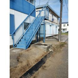 PR　アパート草刈りの画像2