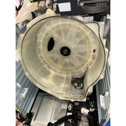 ドラム式洗濯機クリーニング　洗濯槽分解　パナソニックNA-VX800ALの画像1