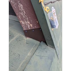 コウモリの侵入口を塞ぎました。の画像2