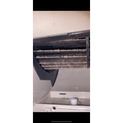 🍁暖房の時期こそ要注意😳夏に発生したカビがニオイの原因に…？の画像1