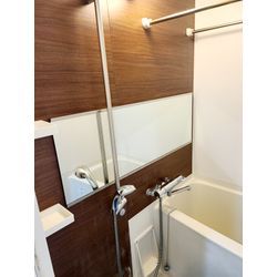 浴室ミラー交換の画像2