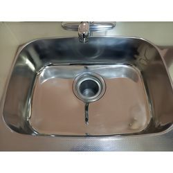 賃貸物件のステンレス天板とシンクの研摩コーティングの画像2