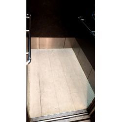 エレベーター床張り替えの画像2