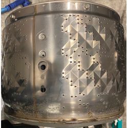 【大阪府藤井寺市 岡】ドラム式洗濯機クリーニングならクマッペ｜引っ越し直後の完全分解クリーニングで新品のような仕上がりにの画像1