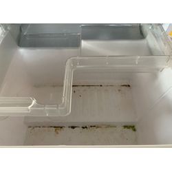 冷蔵庫クリーニング作業の画像1