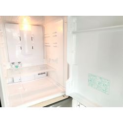 冷蔵庫クリーニング作業の画像3