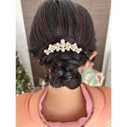 賑やかな七五三ママ👩(三つ編みシニョン)の画像1