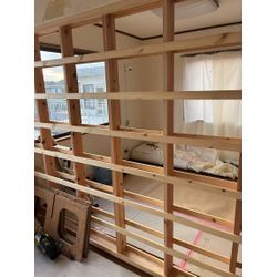 リフォーム現場レポート｜12畳の部屋を2部屋に間仕切り工事！職人技の見せ場とは？の画像1