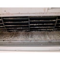 東京都国分寺市 エアコン分解クリーニング シャープ AC-P22AWの画像2