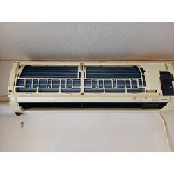 2009年製TOSHIBAノーマルタイプエアコンクリーニング現場の画像2