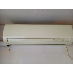 2009年製TOSHIBAノーマルタイプエアコンクリーニング現場の画像3