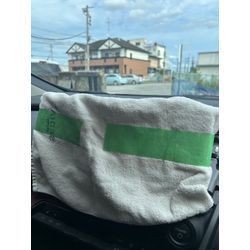 新型プリウスTVキット取り付けの画像1