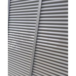 雨戸　塗り替え施工の画像1