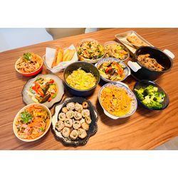 冷凍庫開けたらすぐ食べられる❗️ナポリタン🍝サーモン大葉チーズ春巻きの画像1