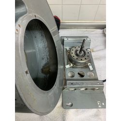 猫ちゃんと過ごすお家のエアコンクリーニング🐾の画像1