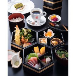 【千葉・佐原の料理撮影】黒背景で和食を引き立てる出張メニュー撮影事例の画像1