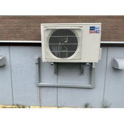 半地下エアコン取り付けの画像3