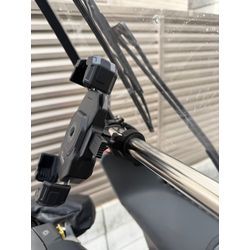 ブログ初投稿！ホンダキャノピーに充電式スマホホルダー付けてみました！📱の画像2