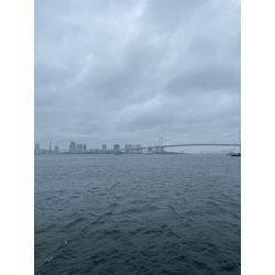 雨の海辺も風情あります。の画像2