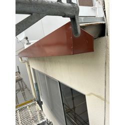 3階建て　2階軒先塗装　3階雨樋塗装！②の画像3