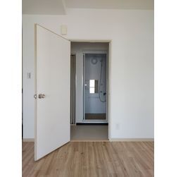 左右入替えで、内開きから外開きに変更！の画像2