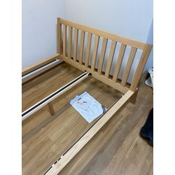 無印良品もたれかかれる木製ベッドの画像2