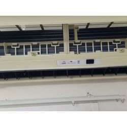 2011年製東芝ノーマルタイプエアコンのクリーニングの画像2