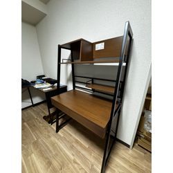 ニトリのコンパクトデスクとビジネスチェアの組み立ての画像2