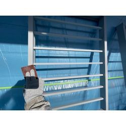 外壁だけでなく細部まで美しく｜アルミ格子塗装のための「素地調整」の画像1