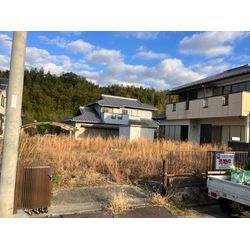 四日市市　草刈りの画像1