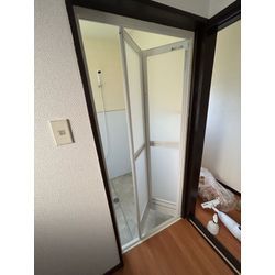 浴室扉交換の画像1
