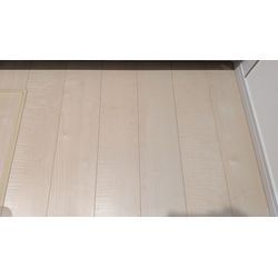 施工実例フローリング　エグレ傷密集　同業他社手直しの画像3