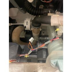 【Panasonicドラム式洗濯機】分解クリーニング前に発見される不具合とは？〜循環ポンプが動いていない例〜の画像2