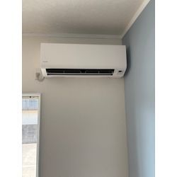 神栖市☆エアコン取付けの画像1