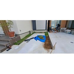 白玉石の砂利敷きの画像1