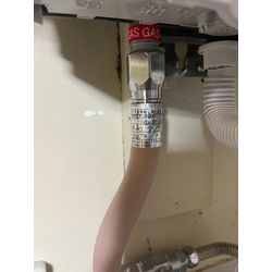 瞬間湯沸かし器交換の画像2