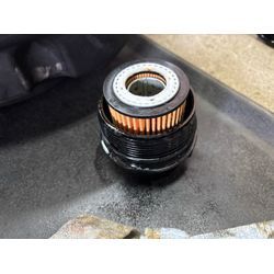 トヨタ ヴォクシー【エンジンオイル交換】の画像1