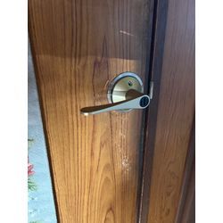 トイレドアノブ交換😊の画像2