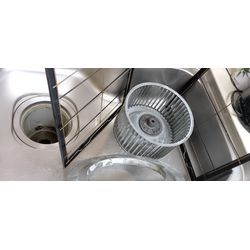 レンジフードシロッコファン分解洗浄の画像2