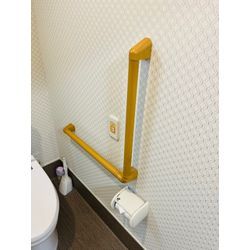 世田谷区の施設で手すりの補修（外れた手すりの再固定）を行いました。の画像3