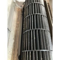 【完全分解洗浄レポート13】ダイキン F56XTEP-W｜効きが悪い・におう…そんな大型機も内部まで徹底洗浄！の画像2