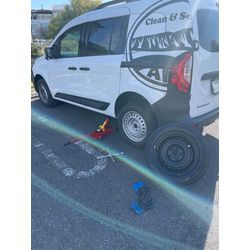 🌺スタッドレスタイヤ交換🛞🌺の画像1